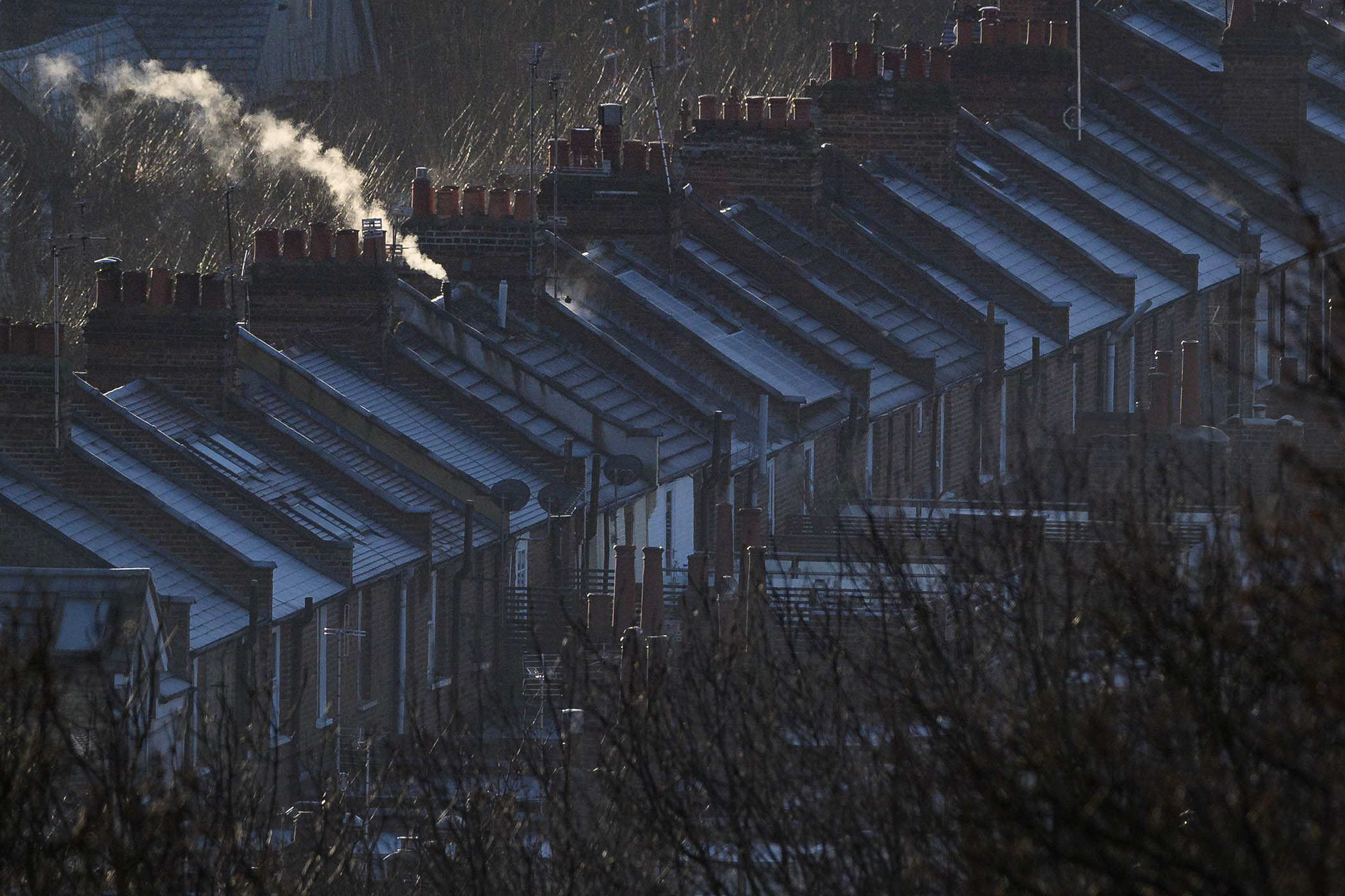 Households face possible 25% energy bill jump as winter bites