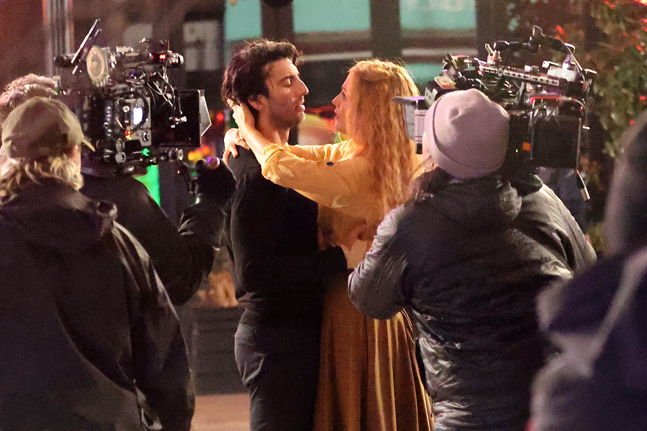 Justin Baldoni and Blake Lively on the set of “It Ends with Us”
