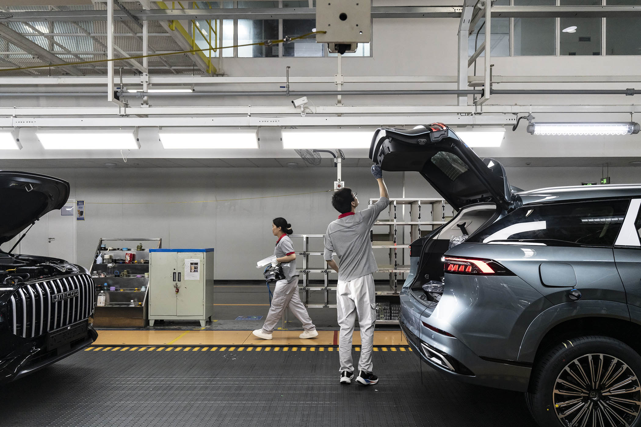Chinese brands powering into Britain are driving a carmak...