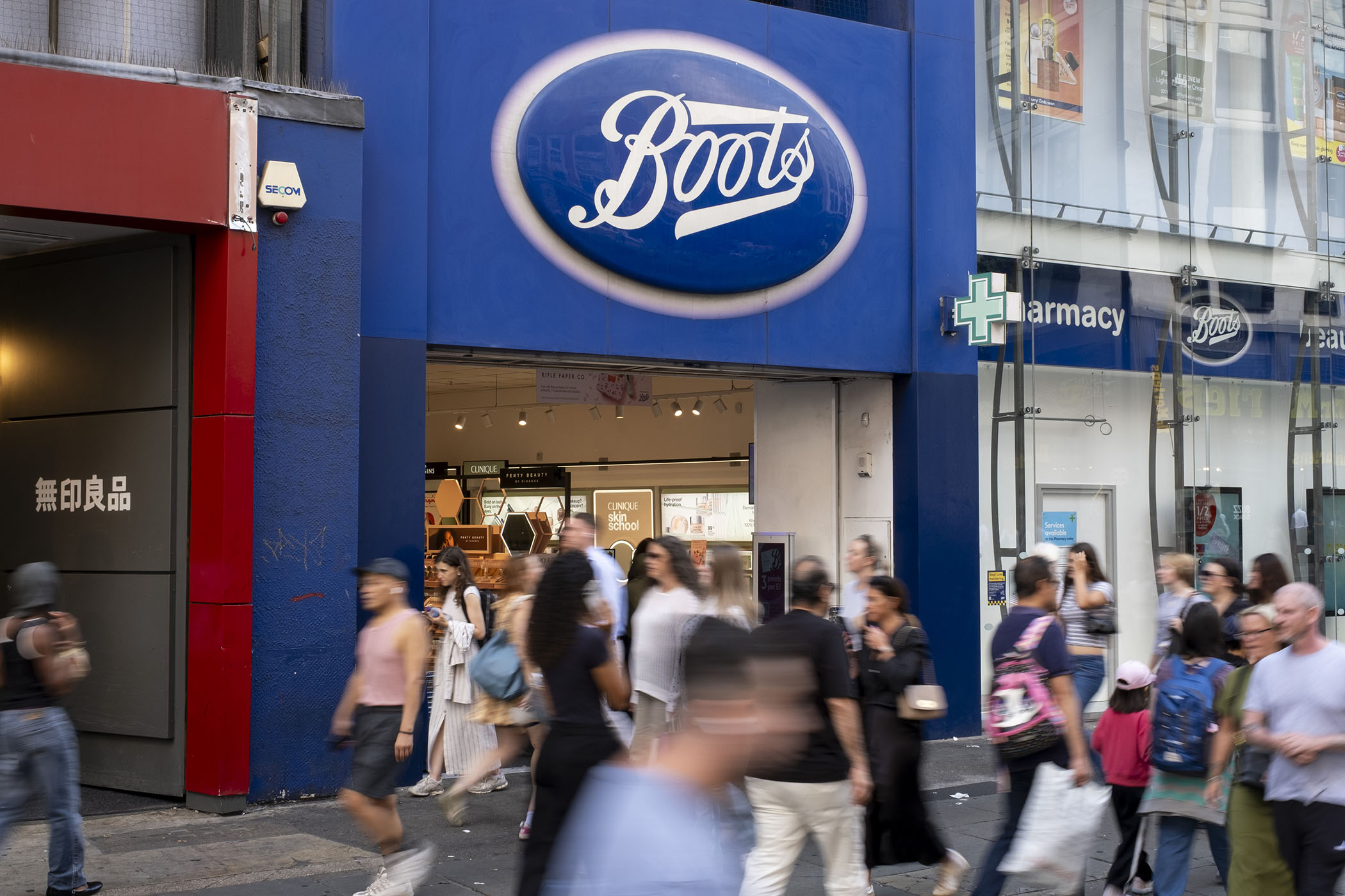 London Stock Exchange looks on as Monzo, Boots and the RAC float away