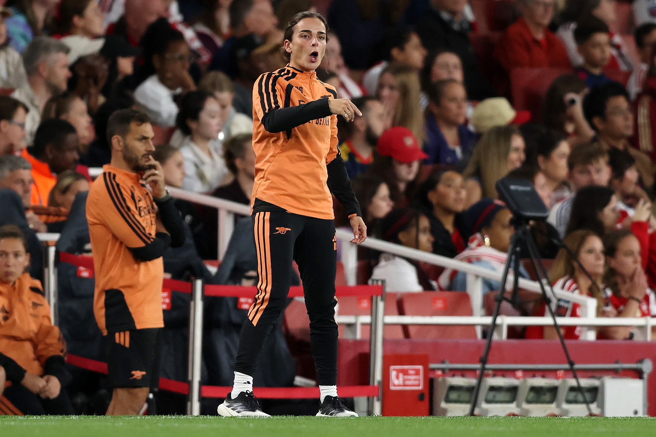 Slegers battles on as players and board back beleaguered boss