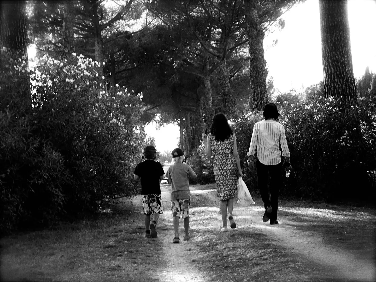 Susie and Nick Cave with their twins Earl and Arthur, Villa Lina, Italy, 2008