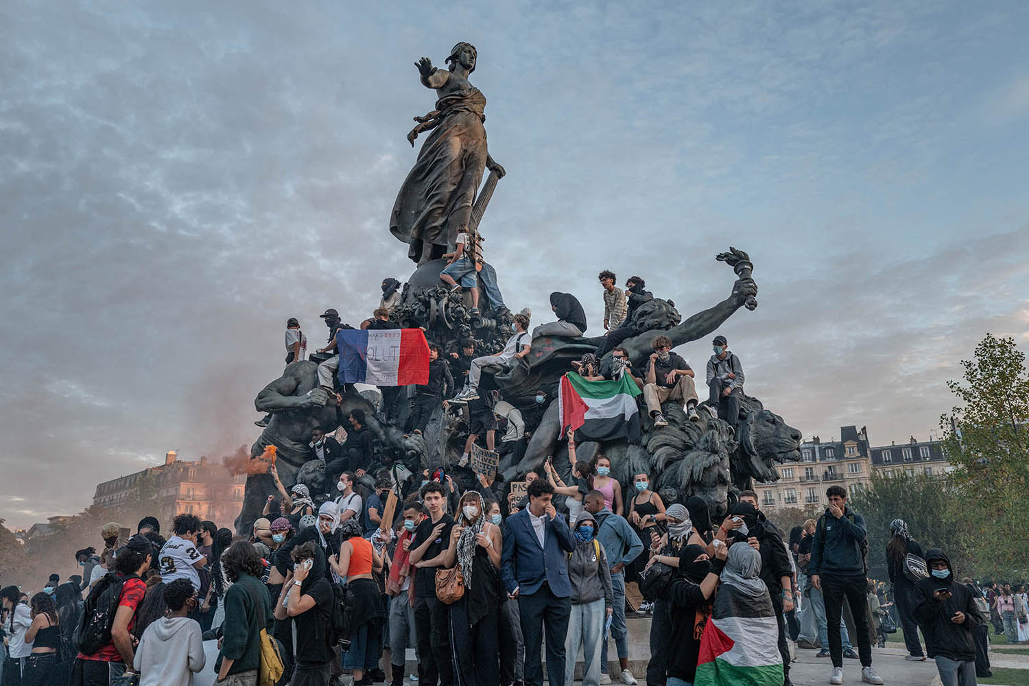 Revolutionaries or vandals? The rioting teenagers who are dividing France